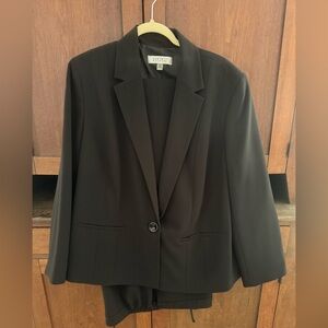Kasper Women’s 20W Black Suit Set Blazer & Pant Business Plus Size